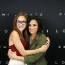 Demi_Lovato_283129-76.jpg